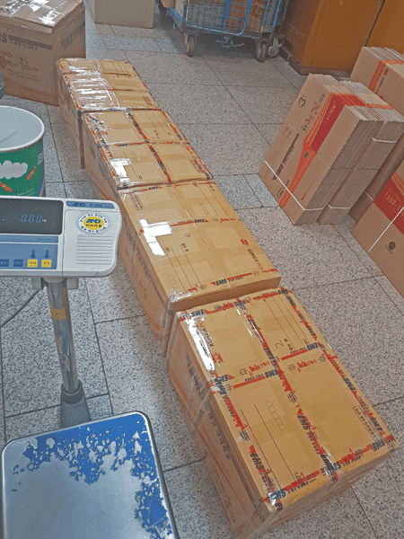 International Shipping Box