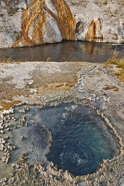 (좌) Old Faithful Inn & (우) East Chinaman Spring