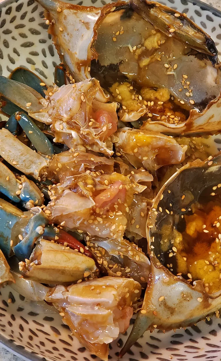 먹음직스러운 블루크랩 간장게장