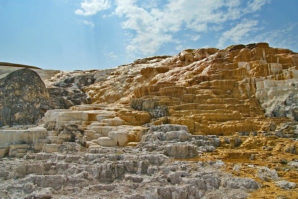 mammoth hot springs